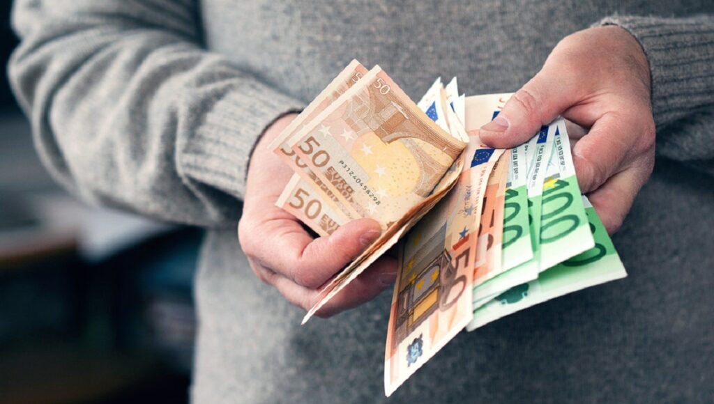 pliromes-efka-oaed-opeka-ypergasias-011200630-1024x597-1