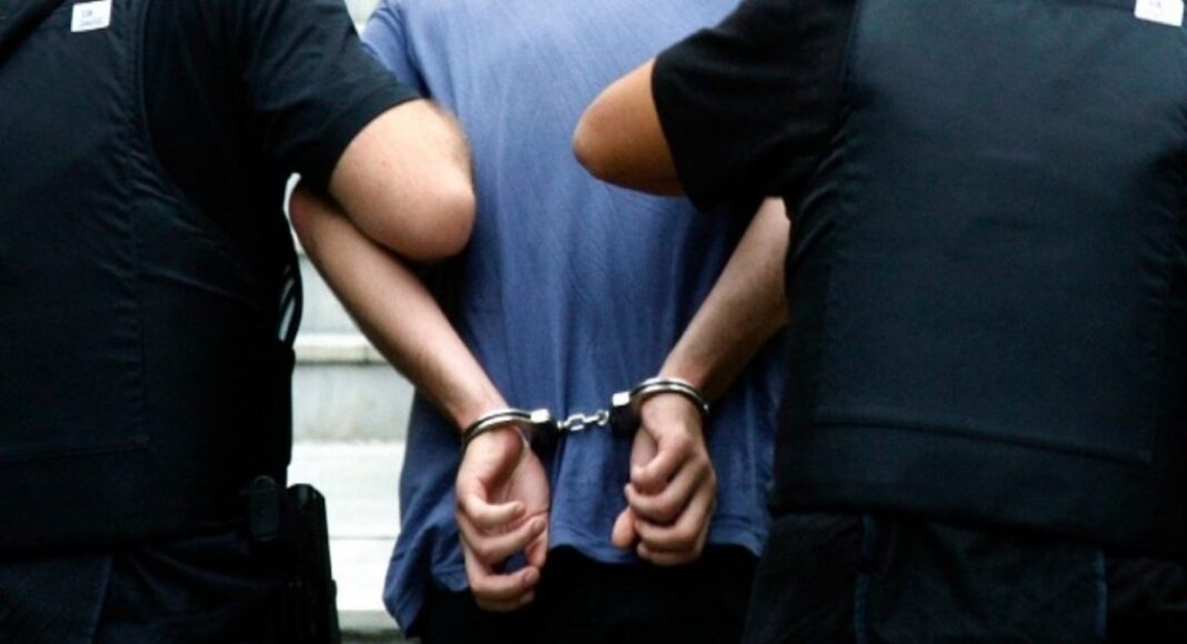 syllipsi-xeiropedes-1024x495-1-5-1