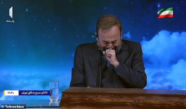 Ιρανός παρουσιαστής συγκλονισμένος σε ζωντανή μετάδοση ανακοινώνει τον θάνατο του Ayatollah Ali Khamenei