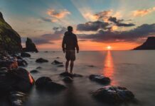 Όσα μαθαίνεις αργά στη ζωή — Σοφία, Ευγένεια και Υπομονή που αξίζουν περισσότερο Η ζωή σου διδάσκει τα πιο σημαντικά μαθήματα αργά: η δύναμη της ευγένειας, η αξία της υπομονής και η σημασία των μικρών στιγμών.